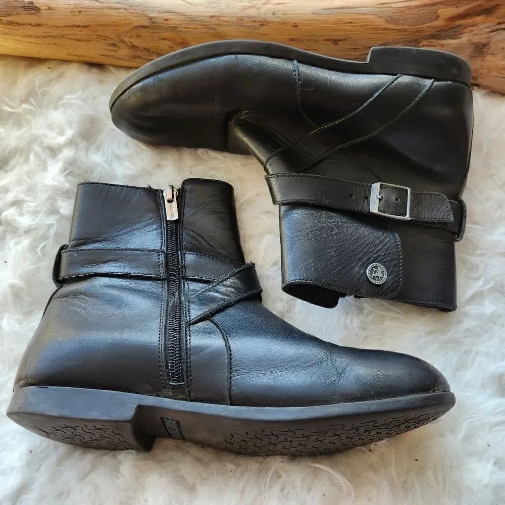 Birkenstock ankle booties black leather